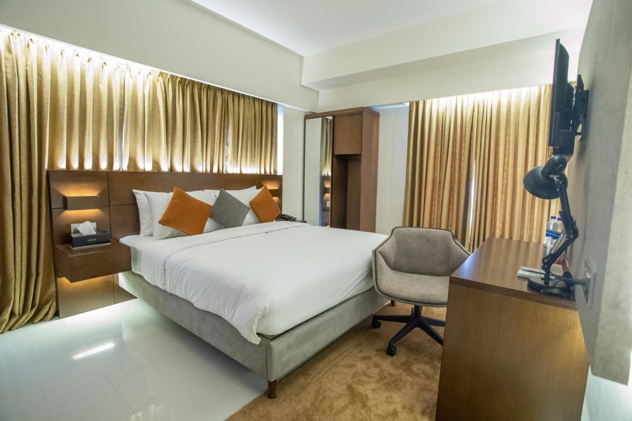 Jatra Flagship Khulna City Centre Ngoại thất bức ảnh